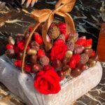 Assorted Strawberry Bouquet (Large)